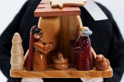 2008 Vintage BYERS CHOICE The Carolers Parson Preacher w/ Nativity Scene - Thumbnail 8
