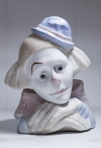 2 Vintage Hand Decorated Glazed Porcelain Circus Clown Bust Figurines - Thumbnail 2