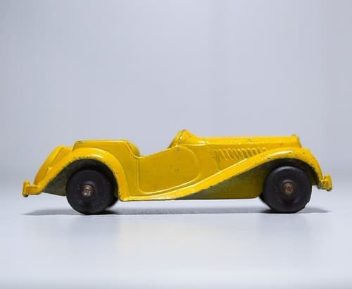 Rare Vintage TOOTSIE TOY MG Chicago USA Cold Painted Yellow Roadster Toy Car - Thumbnail 4