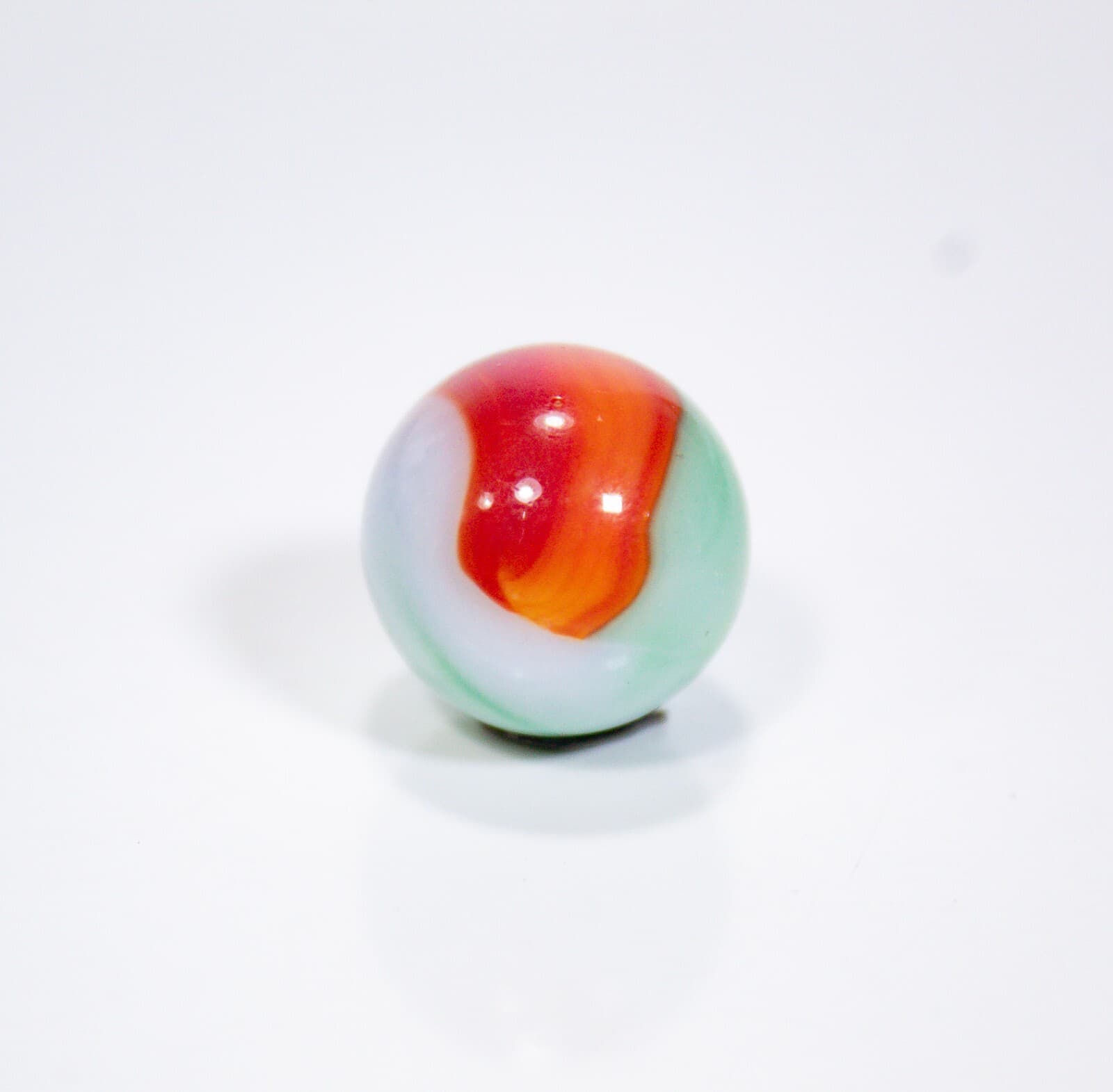 Vintage Akro Agate Three Color Corkscrew Toy Marble 0.62" - Thumbnail 2