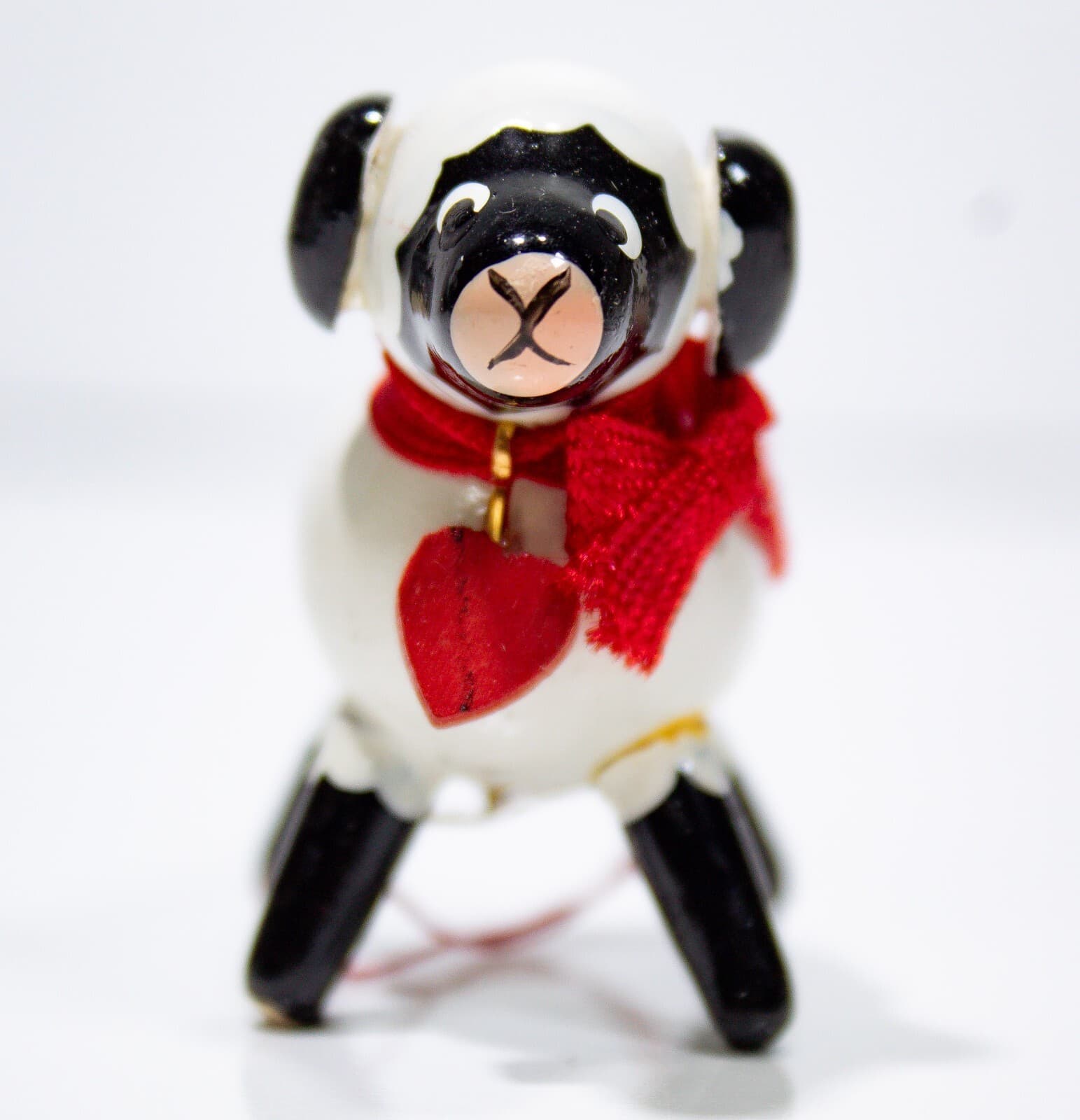 Midwest Taiwan Wooden Hand Painted Sheep With Heart Necklace Christmas Ornament - Thumbnail 4