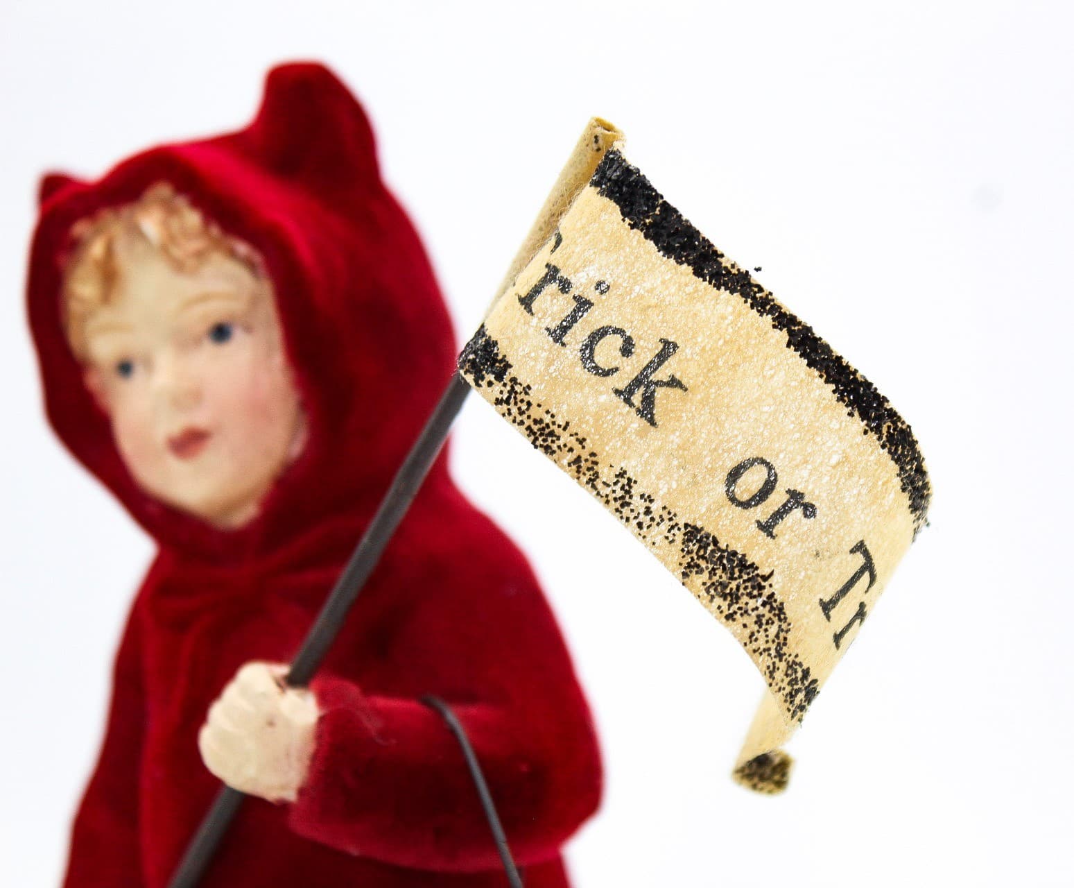 Bethany Lowe Trick Or Treat Devil Kid Halloween Flocked Costume Candy Box 7" - Thumbnail 11