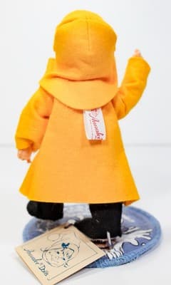 Vintage 1988 ANNALEE MOBILITEE Boy With Yellow Raincoat Artisan Doll NWT - Thumbnail 6