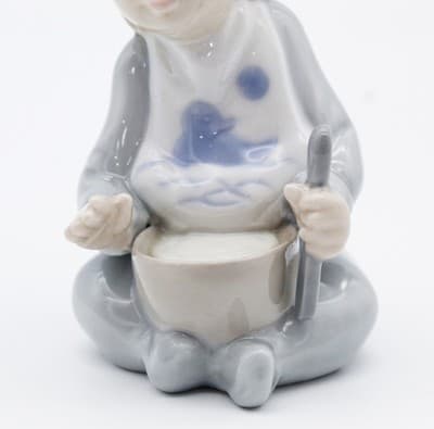 Nao By Lladro Spain Soup Time Glazed Porcelain Figurine Vintage In Box - Thumbnail 7