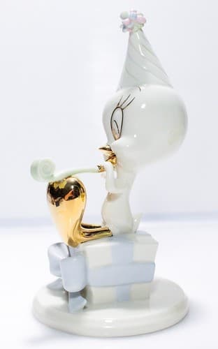 LENOX "Tweety's Grand Surprise" Bird Warner Bros. Porcelain Figurine - Thumbnail 6