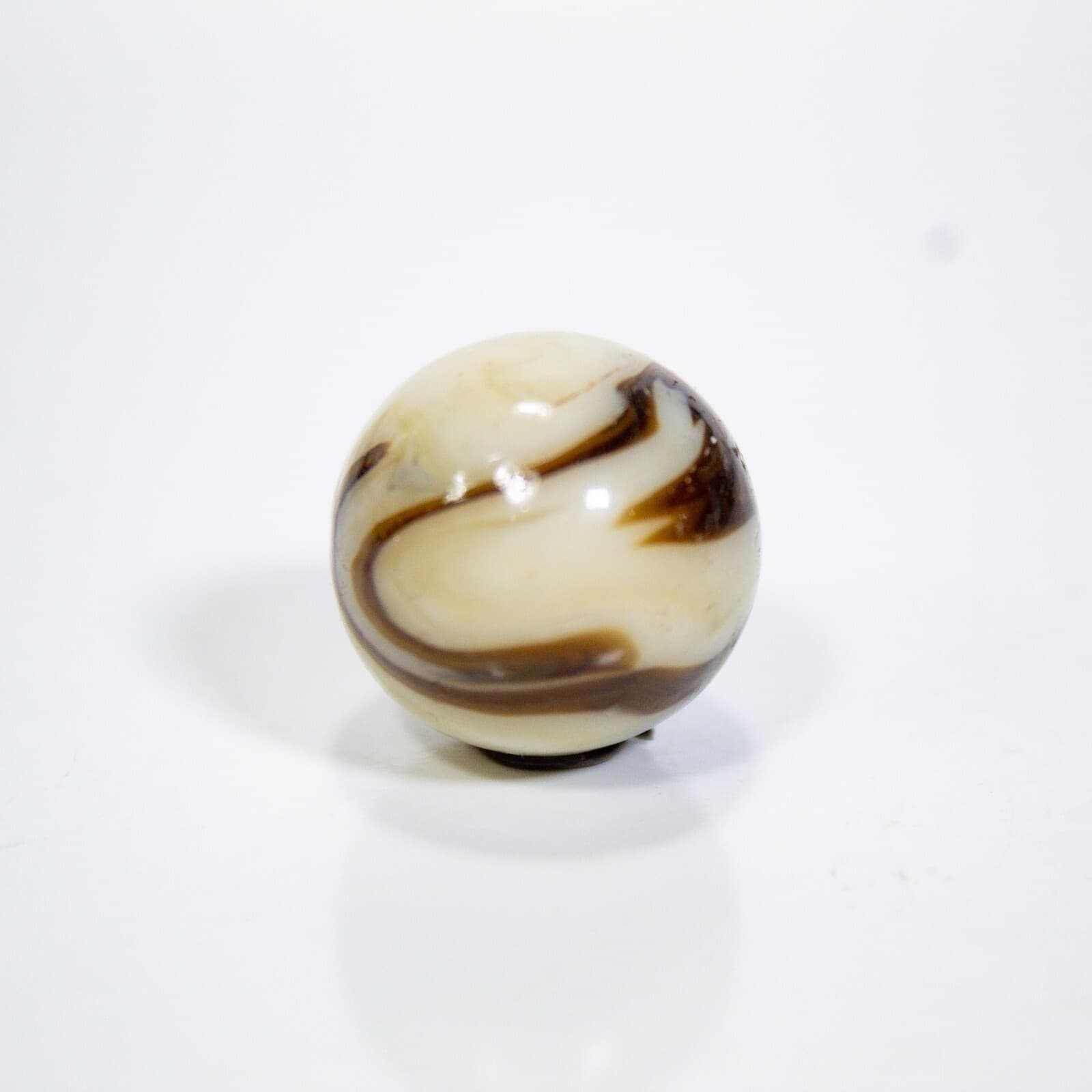 Vintage Alley Agate Brown & White Caramel Swirl Toy Marble 0.67" - Thumbnail 2