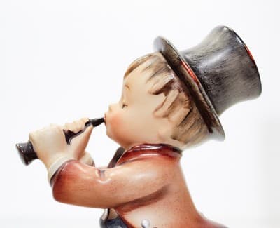 Hummel "Serenade" TMK2 Hand Painted Boy Made In Germany Porcelain Figurine - Thumbnail 6