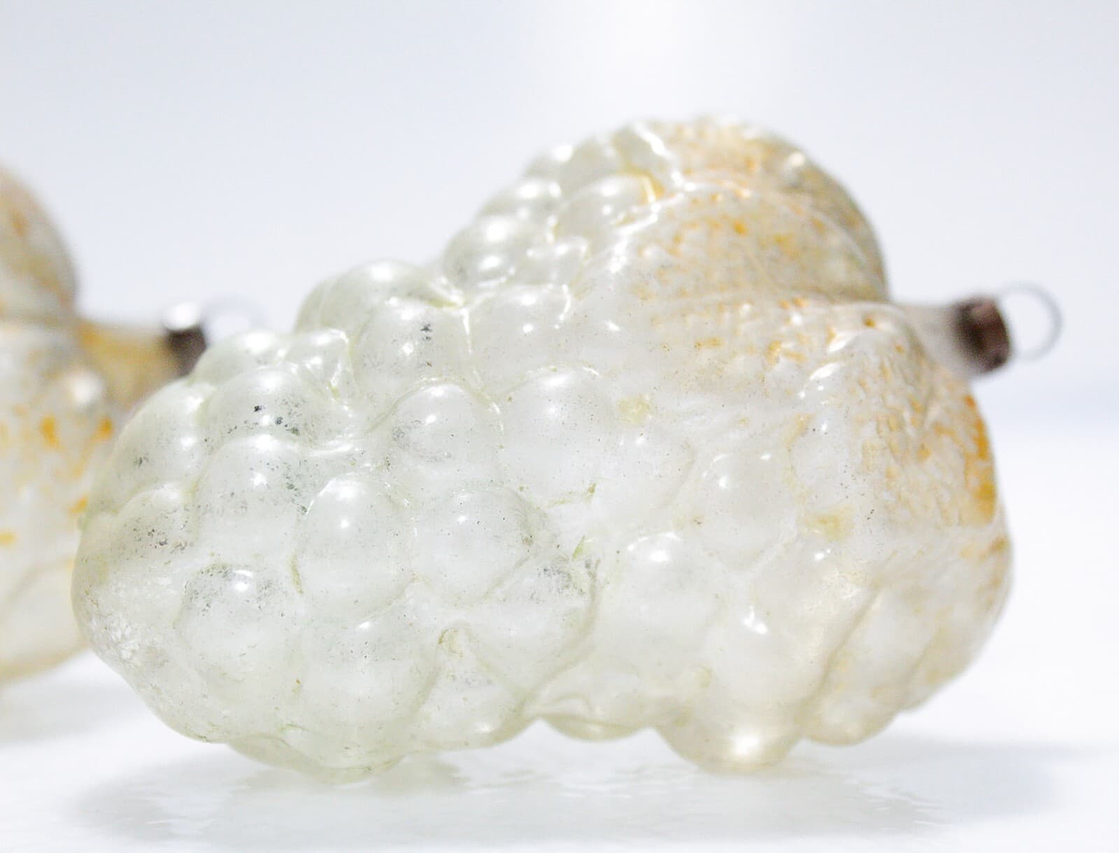 2 Vintage Unsilvered Made In Germany Grape Clusters Glass Christmas Ornaments - Thumbnail 2