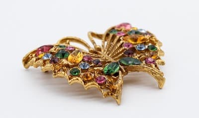 Vintage Multicolor Rhinestone Gold Tone Buttefly Insect Motif Pin Brooch - Thumbnail 2
