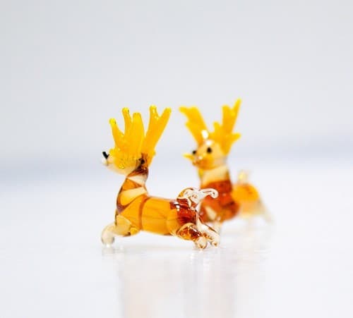 2 Vintage Miniature Hand Blown Art Glass Reindeer Dollhouse Figurines - Thumbnail 4