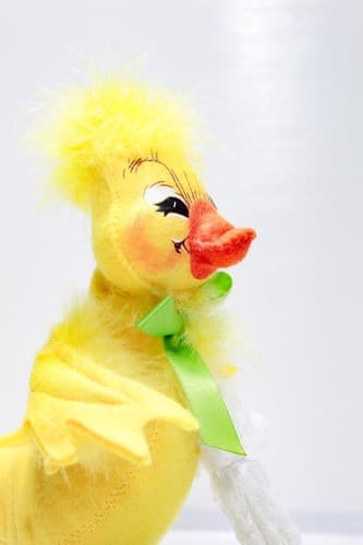 Vintage 2018 ANNALEE Mobilitee SUNNY DAY DUCKY Easter Holiday Artisan Doll 9" - Thumbnail 5