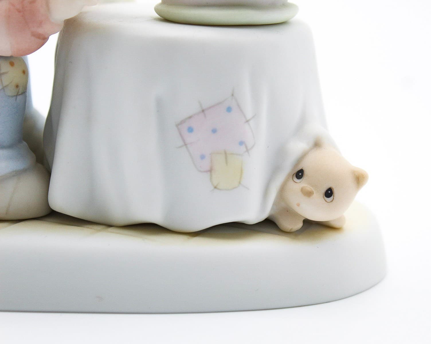 Precious Moments Well, Blow Me Down It's Yer Birthday Porcelain Figurine 1997 - Thumbnail 5