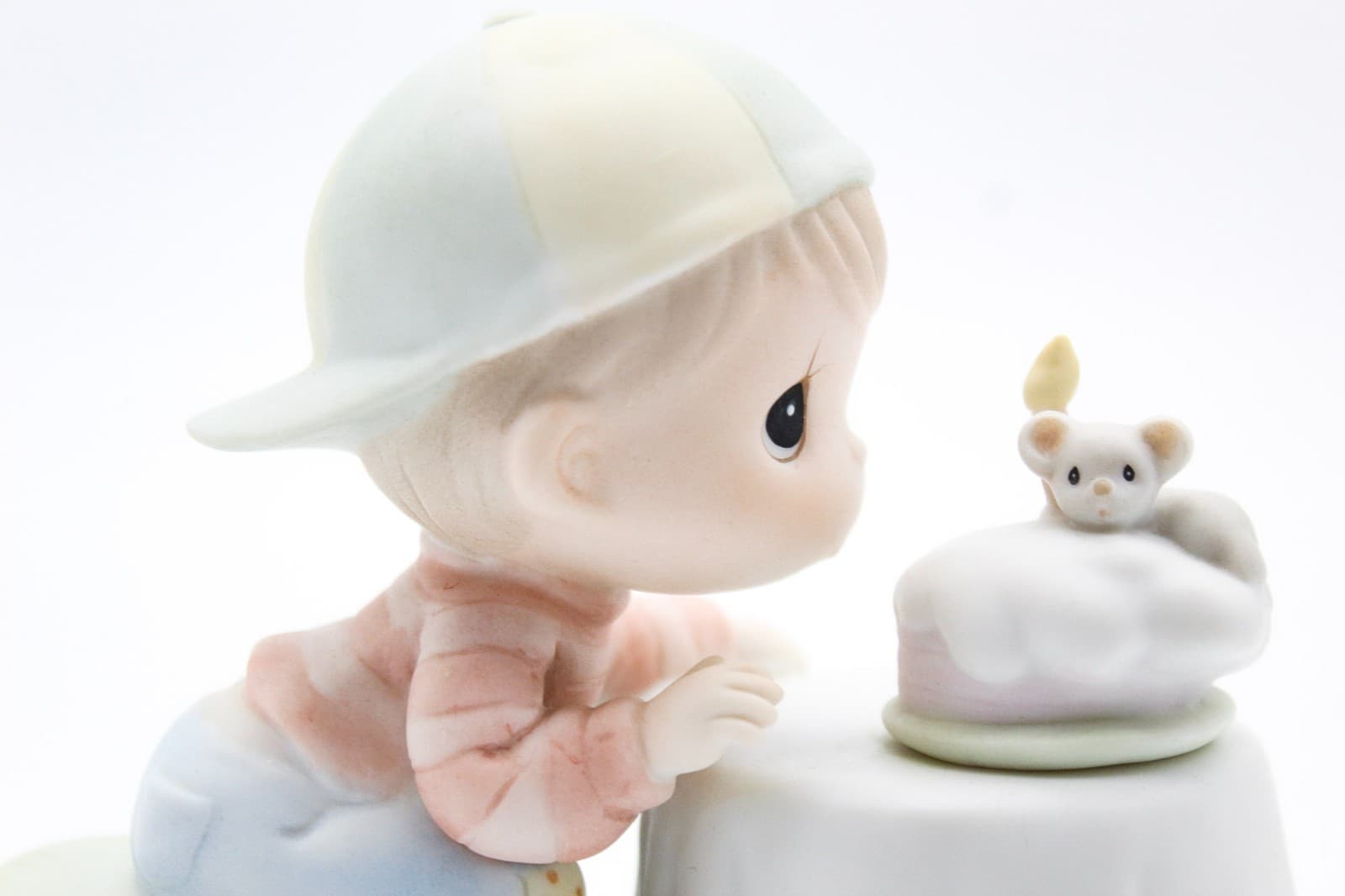 Precious Moments Well, Blow Me Down It's Yer Birthday Porcelain Figurine 1997 - Thumbnail 6