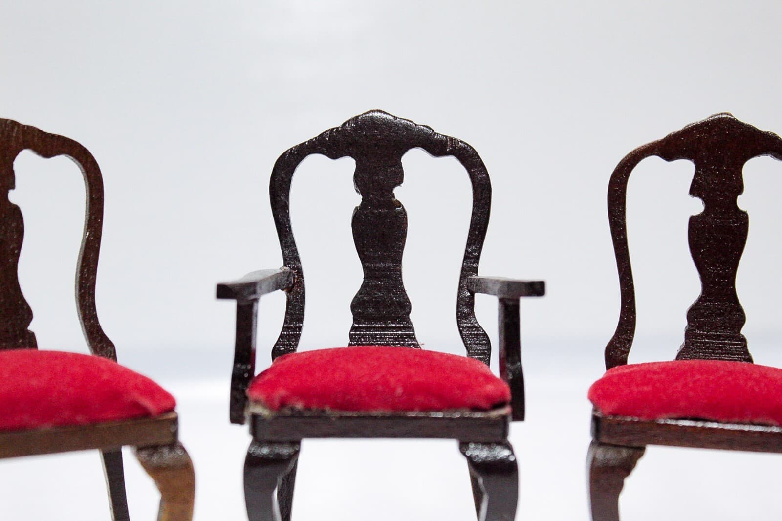 Vintage Set Of 5 Miniature Dollhouse Red Upholstered Wood Living Room Chairs - Thumbnail 2