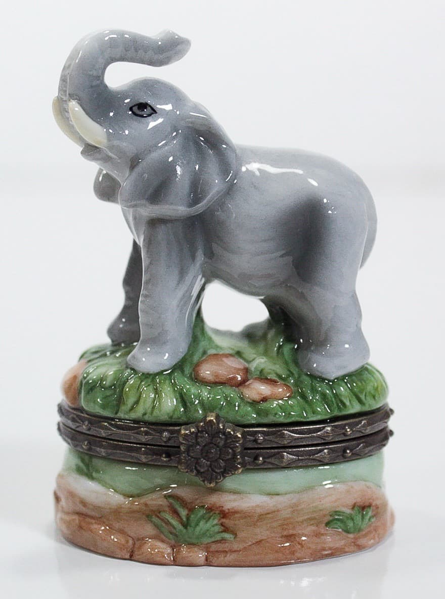 Westland 1998 Vintage Hand Painted Porcelain Elephant Hinged Trinket Box - Thumbnail 5