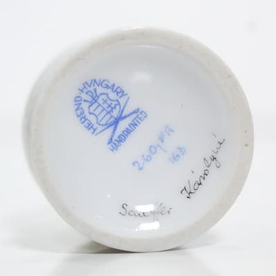 HEREND Hungary Hand Painted "Market Garden" Pattern Porcelain Shaker - Thumbnail 7