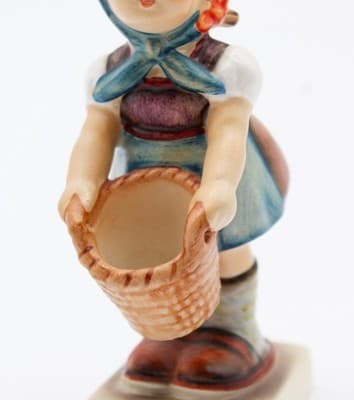 Hummel Goebel Little Helper West Germany Vintage Porcelain Figurine TMK3 - Thumbnail 4
