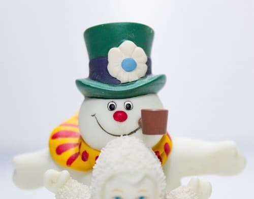 DEPARTMENT 56 "Fun With Frosty The Snowman" Snowbabies Porcelain Figurine - Thumbnail 3