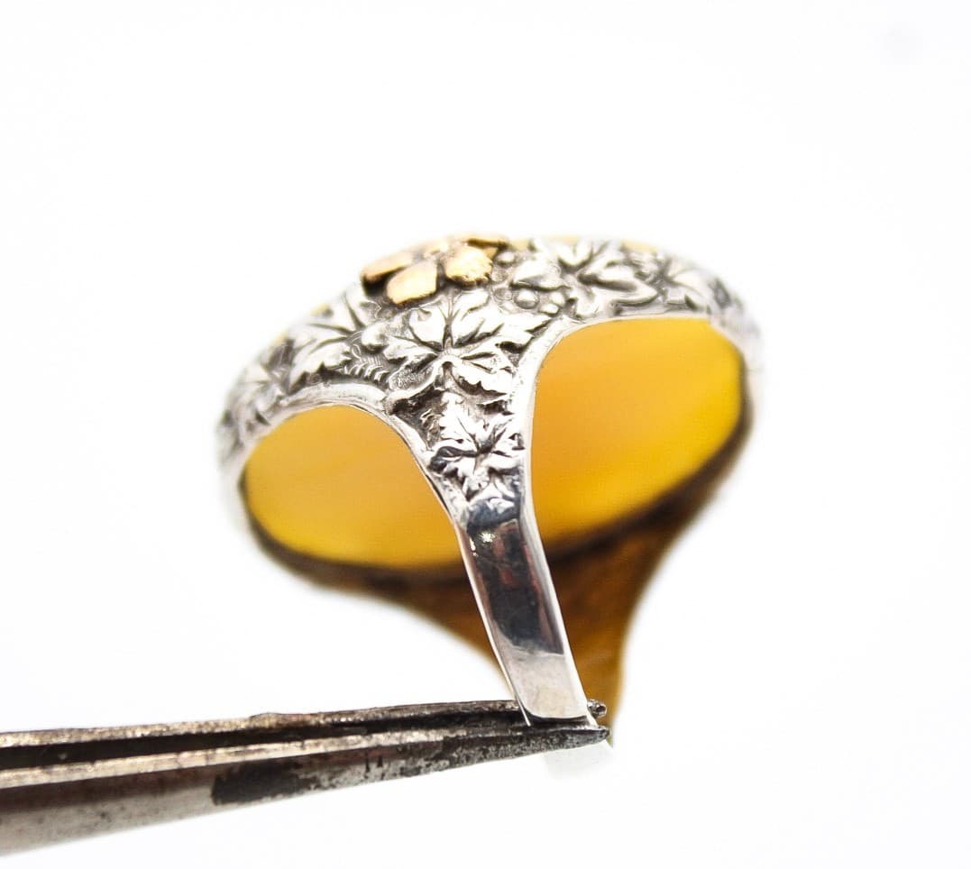Vintage 925 Sterling Silver Flower Etched Butterscotch Colored Glass Ring Size 5 - Thumbnail 8