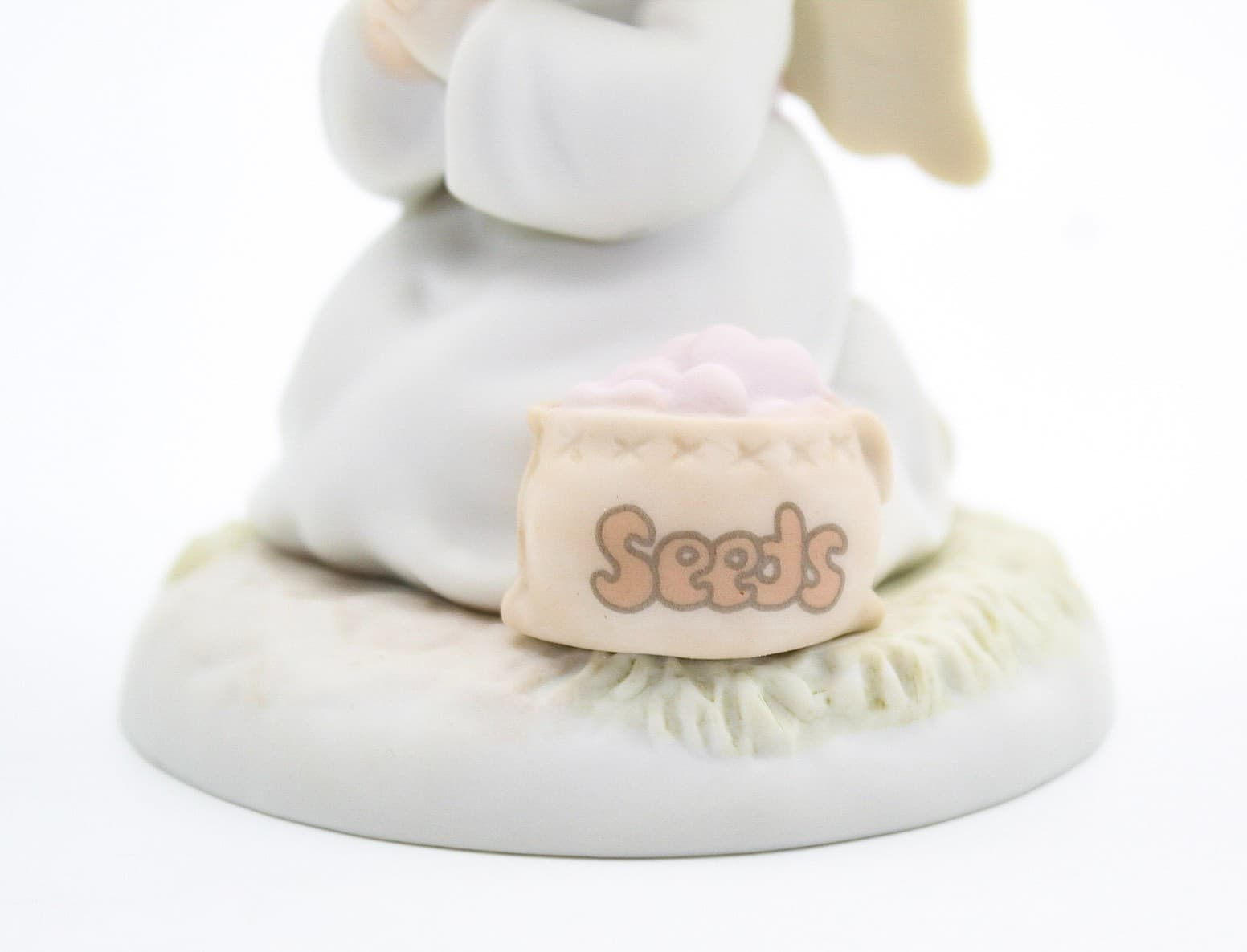 Precious Moments Sowing Seeds Of Kindness Enesco Porcelain Figurine 1995 - Thumbnail 3