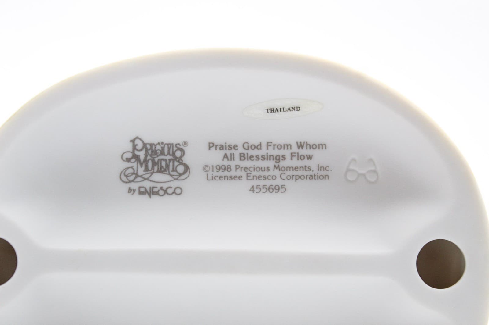 Precious Moments Praise God From Whom All Blessings Flow Porcelain Figurine 1998 - Thumbnail 6