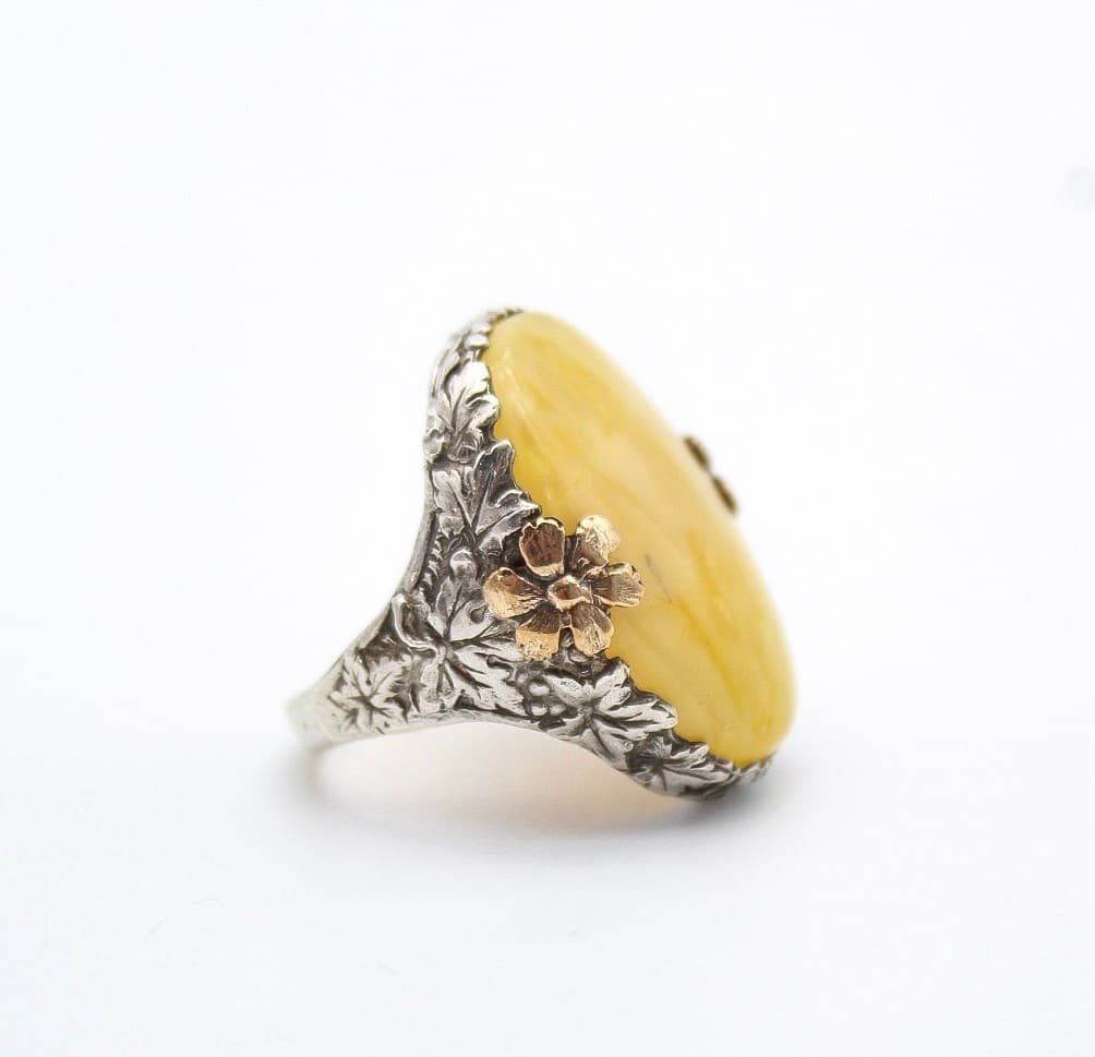 Vintage 925 Sterling Silver Flower Etched Butterscotch Colored Glass Ring Size 5 - Thumbnail 4