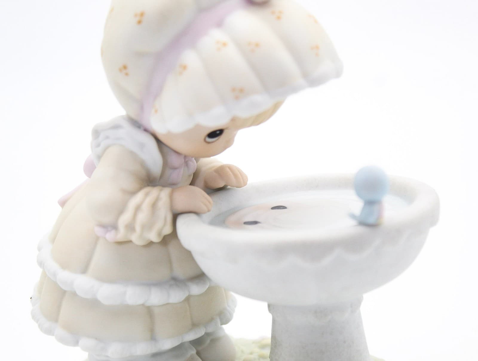Precious Moments A Reflection Of His Love Enesco Porcelain Figurine 1990 - Thumbnail 6