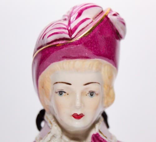 Antique Chantilly Marked Hand Painted Porcelain Laced Lady Bust Sculpture - Thumbnail 3