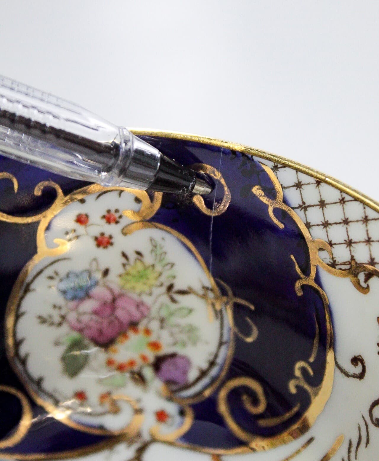 REGENT FENTON Antique England Fine Bone China Floral Gold Gilt Cup & Saucer - Thumbnail 4