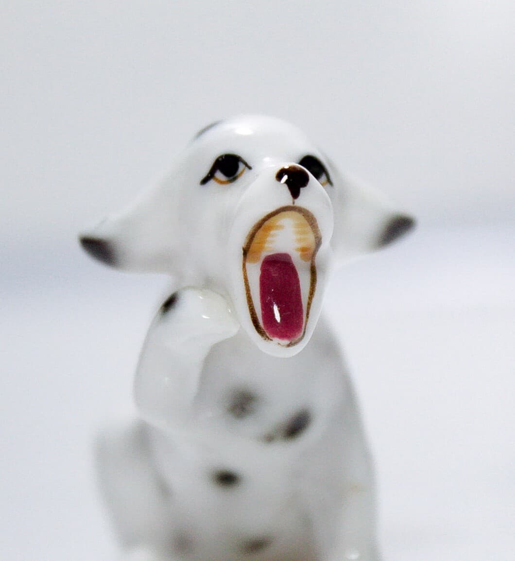 Vintage Hand Painted Porcelain Sitting Playing Dog Hallmarked Figurine - Thumbnail 2