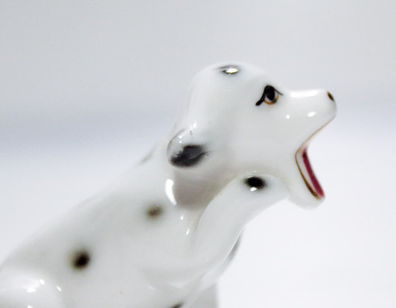 Vintage Hand Painted Porcelain Sitting Playing Dog Hallmarked Figurine - Thumbnail 3