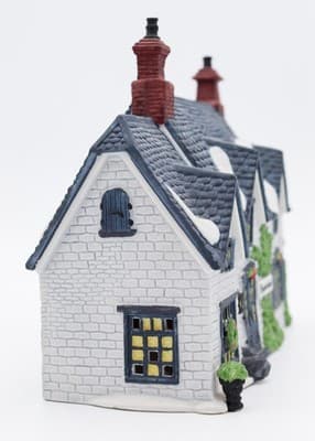 Department 56 Brownlow House Heritage Village Dickens' Village Oliver Twist - Thumbnail 7