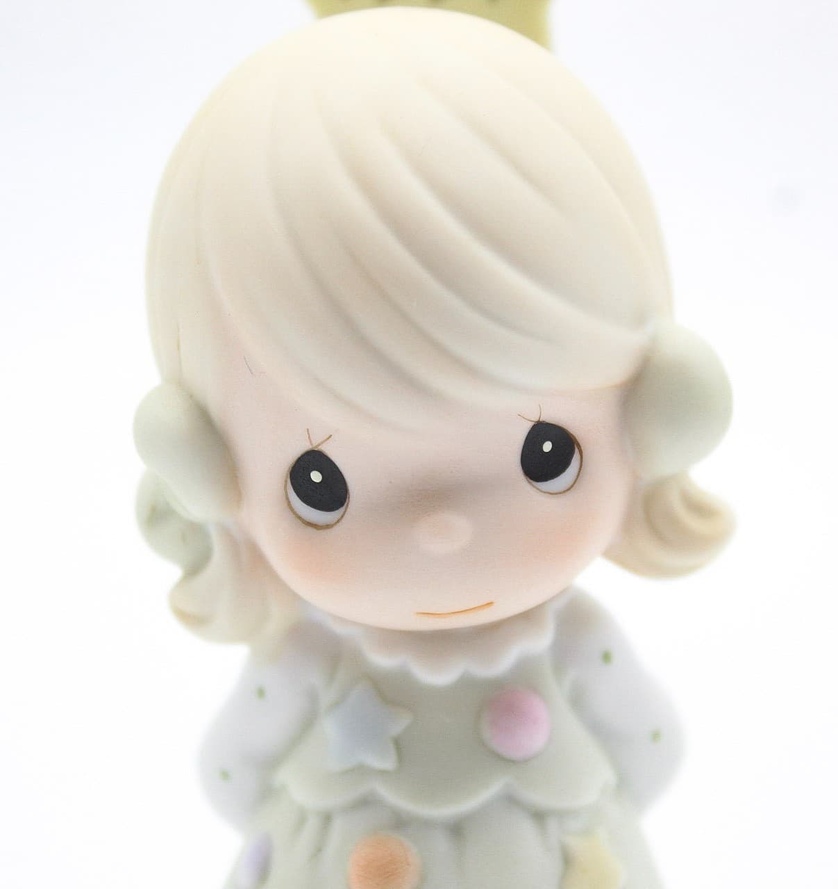 Precious Moments You're as Pretty As A Christmas Tree Porcelain Figurine 1994 - Thumbnail 3