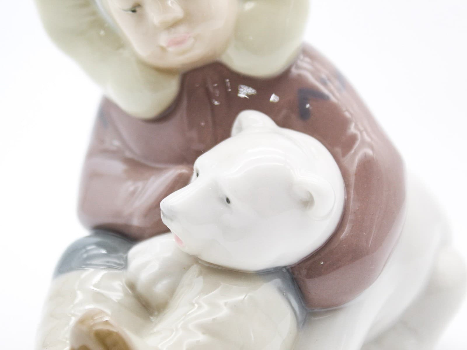 Lladro Eskimo Playing Polar Bear #1195 Porcelain Figure In Box By Juan Huerta - Thumbnail 8