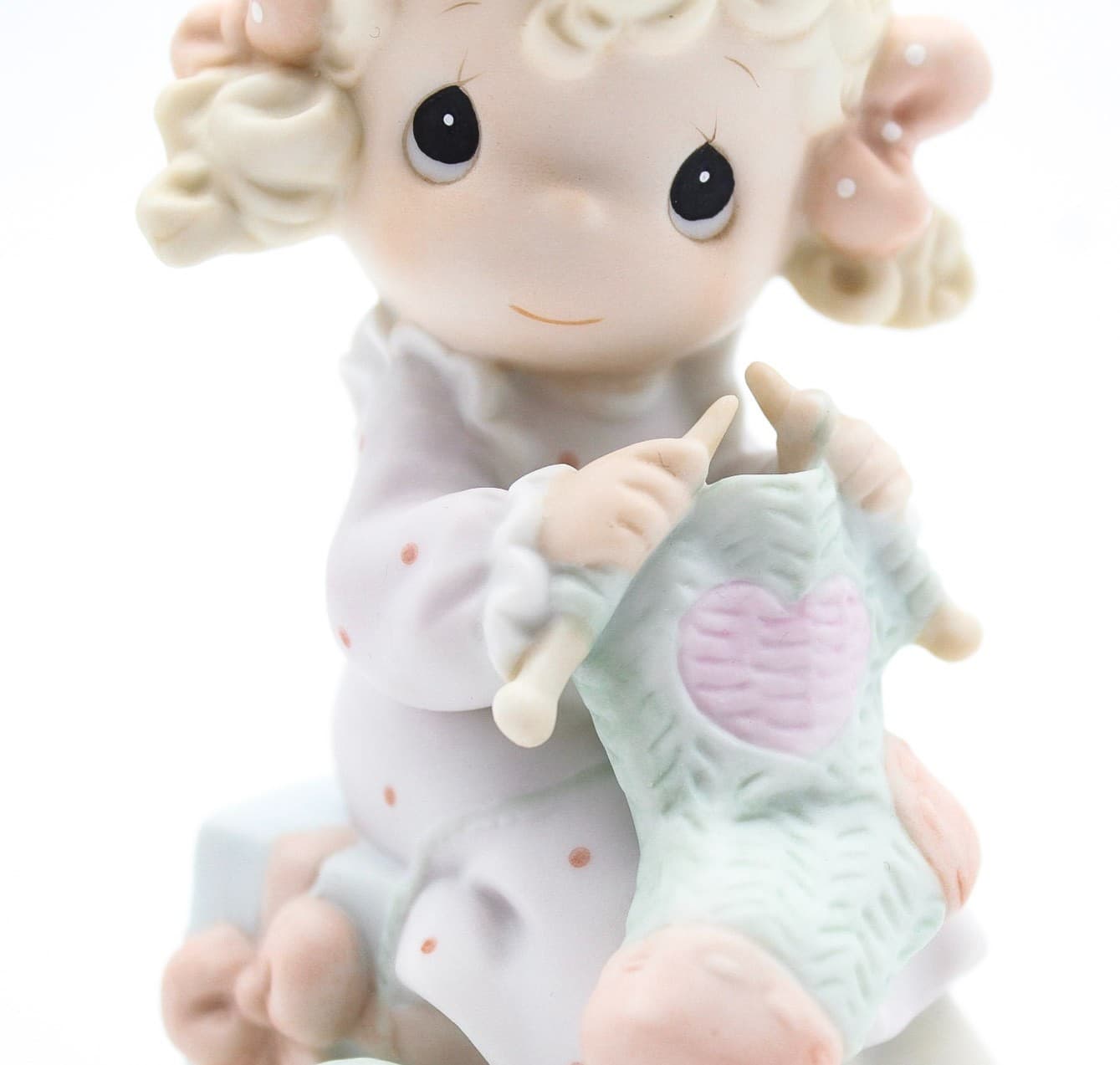 Precious Moments My Love Will Keep You Warm Enesco Porcelain Figurine 1997 - Thumbnail 3