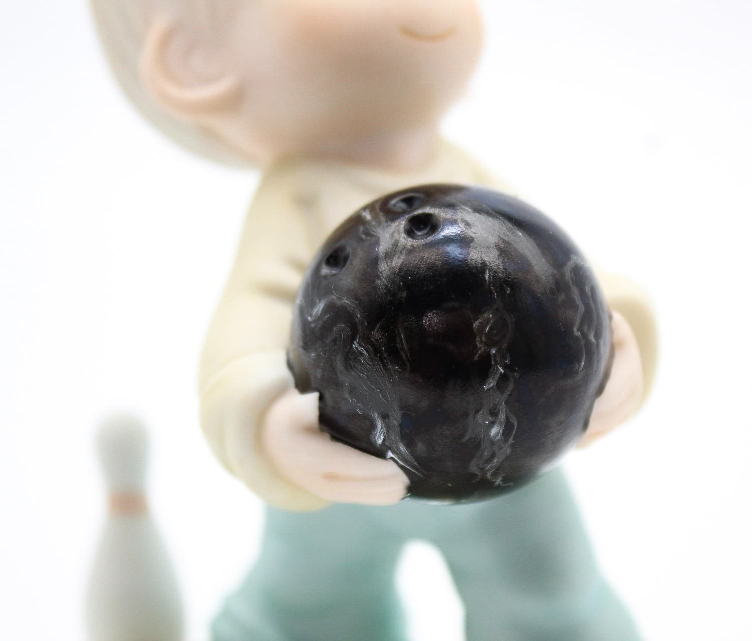 Precious Moments Lord Spare Me Enesco Porcelain Figurine 1996 - Thumbnail 3