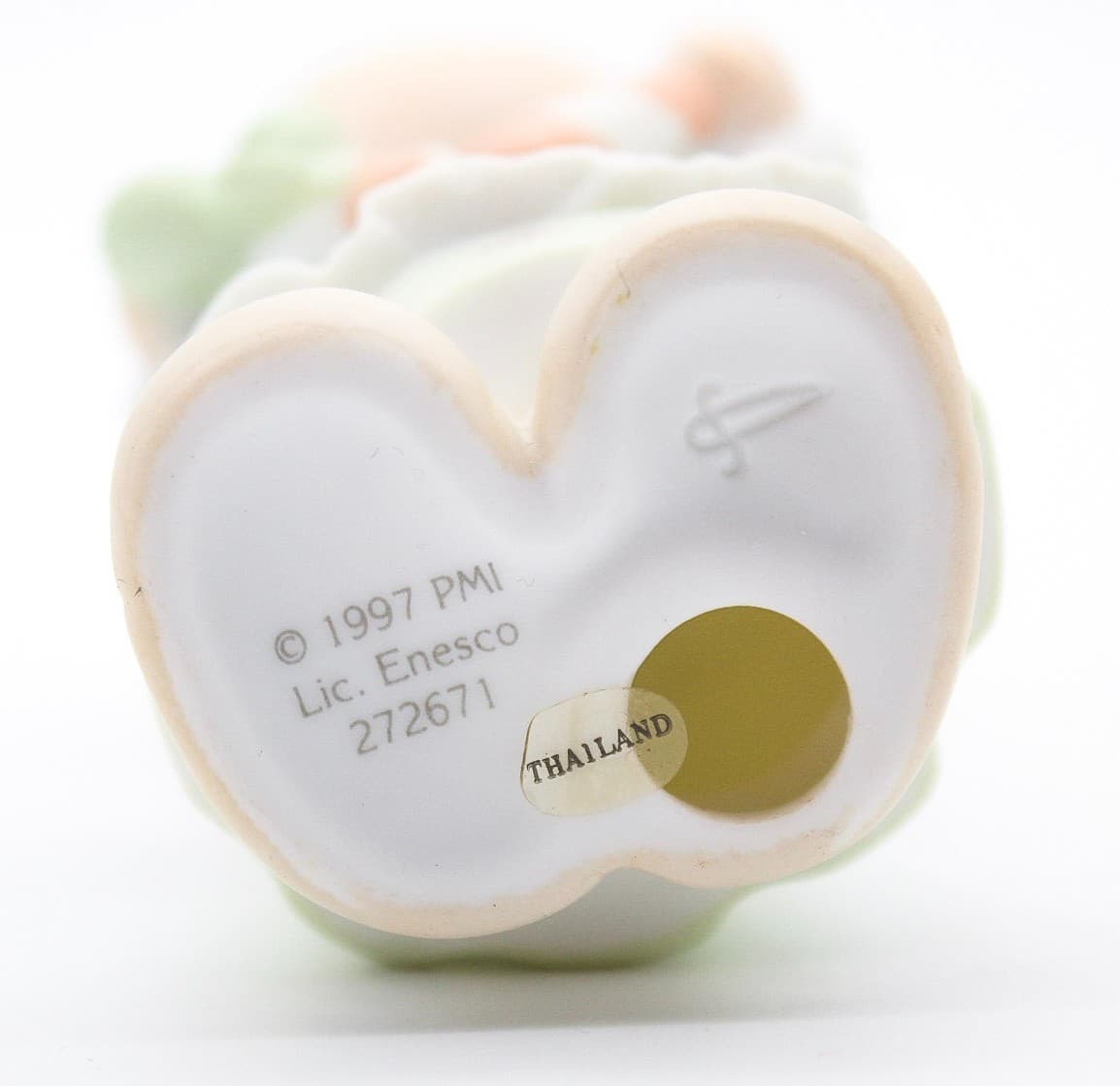 Precious Moments Cane You Join Us For a Merry Christmas Porcelain Figurine 1997 - Thumbnail 8