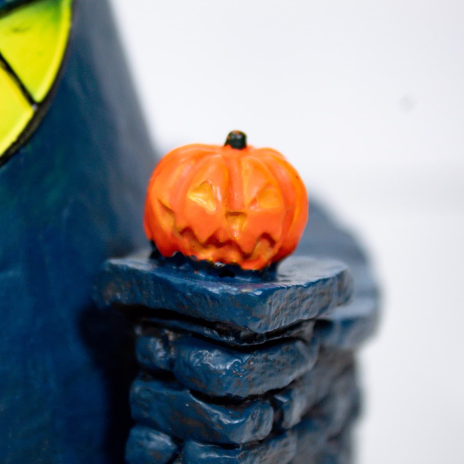 HAWTHORNE VILLAGE "Conehead House" The Nightmare Before Christmas Figure - Thumbnail 9