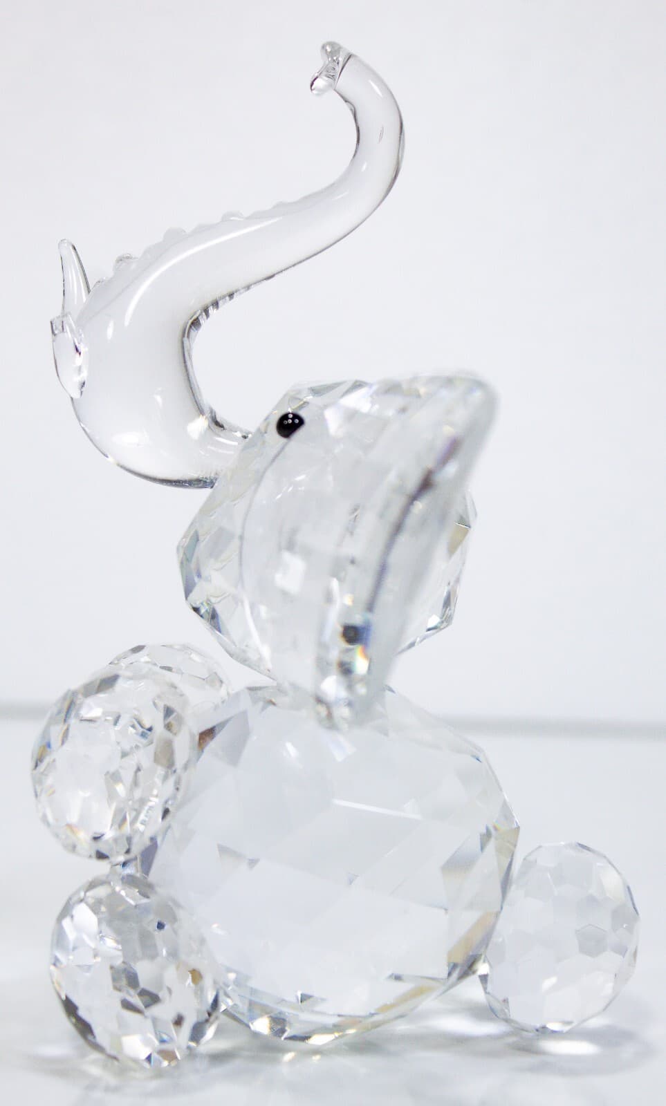 Clear Large Crystal Glass Collectibel Elephant With Tusks Animal Figurine - Thumbnail 4
