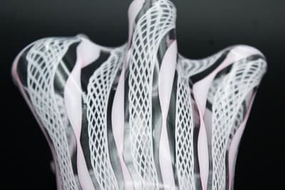 Vintage Murano Art Glass Handkerchief Vase With Pink & White Zanfirico Ribbons - Thumbnail 4