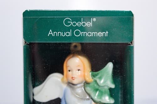 Vintage 1979 Goebel Germany Annual Ornament Second Edition Porcelain Angel - Thumbnail 2