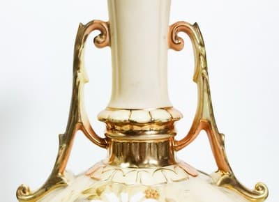Antique ROBERT HANKE Marguerite Hand Painted Floral Porcelain Austria Vase - Thumbnail 5