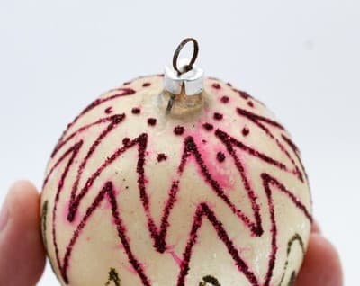 Vintage Made In Germany Red & Green Mica Decorated Glass Christmas Ornament - Thumbnail 4