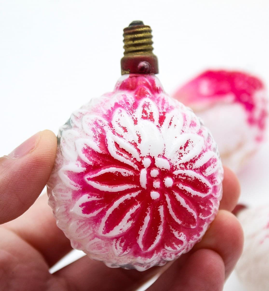 Vintage Lot of 3 Milk Glass Figural Rosebud Flower Christmas Light Bulbs Japan - Thumbnail 5