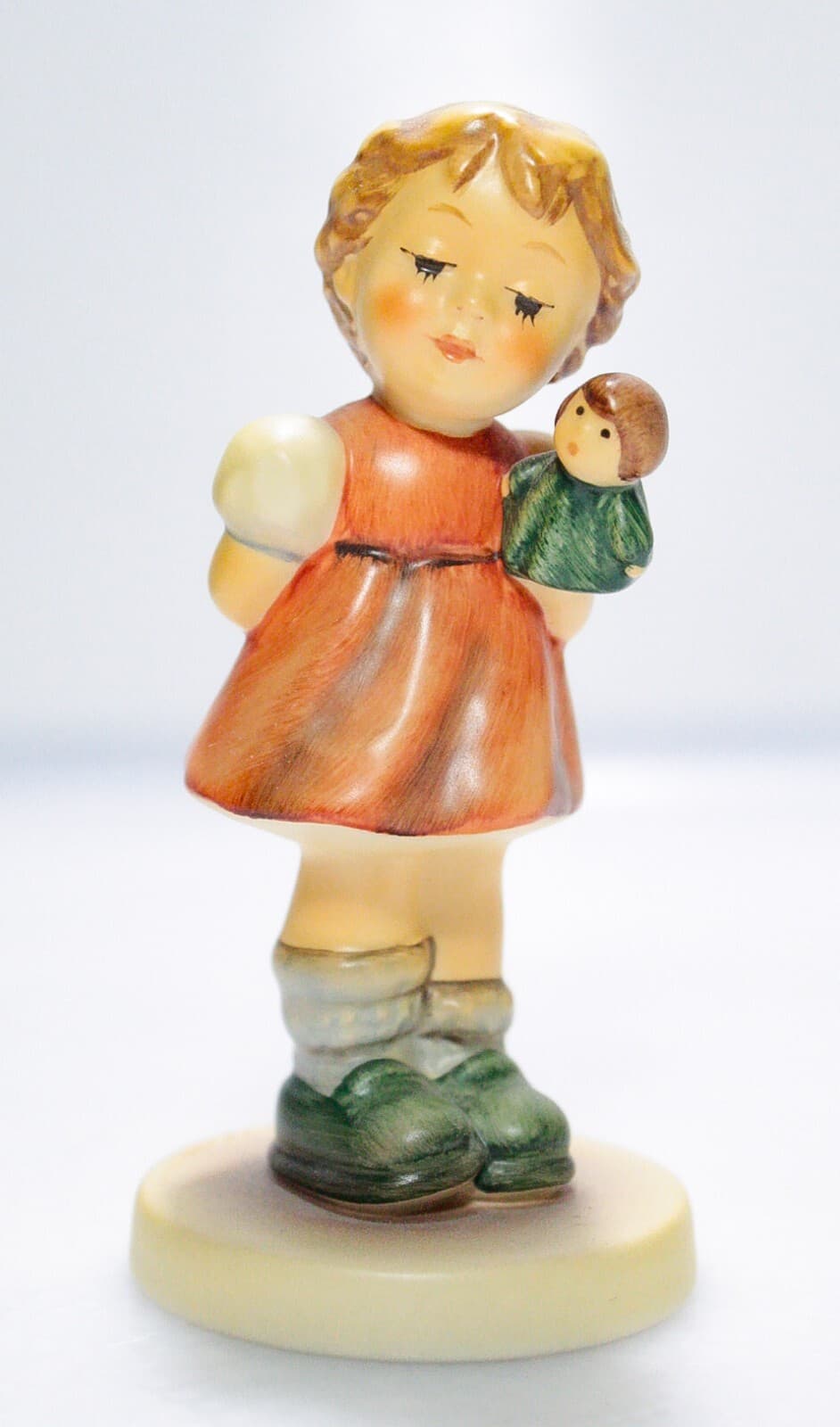 GOEBEL HUMMEL Germany "Puppet Princess" Hand Painted Porcelain Figurine TMK8 - Thumbnail 5
