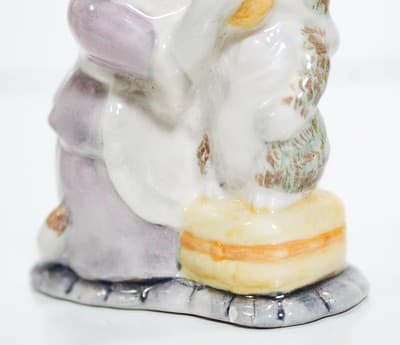 BEATRIX POTTER'S "Tabitha Twitchit & Miss Moppet" Beswick Porcelain Figurine - Thumbnail 3