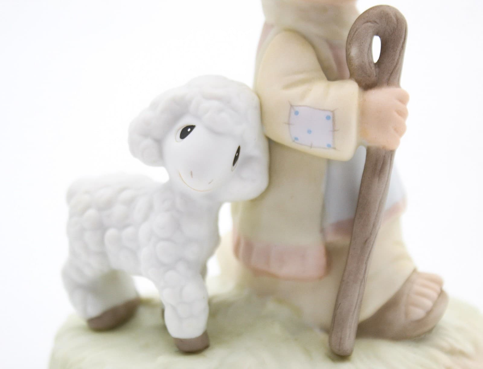 Precious Moments He Leadeth Me Enesco Porcelain Figurine 1998 - Thumbnail 2