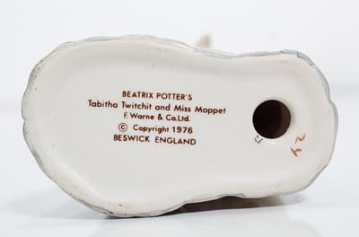 BEATRIX POTTER'S "Tabitha Twitchit & Miss Moppet" Beswick Porcelain Figurine - Thumbnail 5