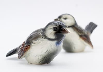 2 Hummel Goebel West Germany Sparrow Birds Glazed Porcelain Figurines Vintage - Thumbnail 3