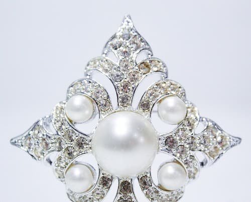 Designer SARAH COVENTRY Silver Tone Faux Pearl & Rhinestone Statement Pin Brooch - Thumbnail 2